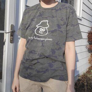 🎣 " in my fisherman era " camo tee 🎣